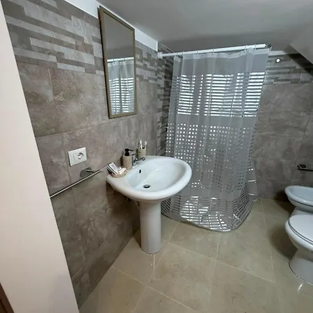 Bed & Breakfast I 3 Diamanti G A E *